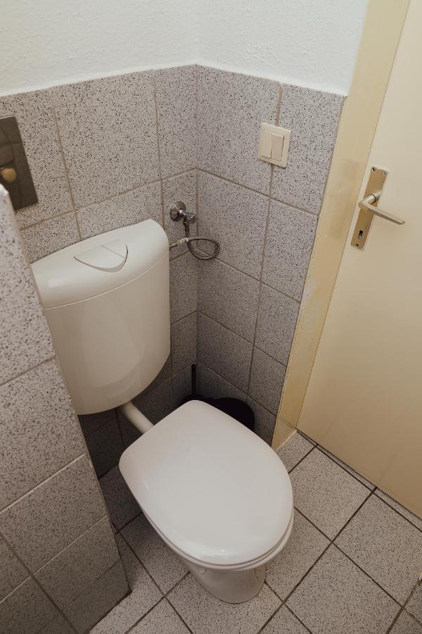 Ruhiges Terrassen Apartment Wien Ngoại thất bức ảnh